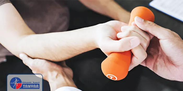  پیچیدن حوله فیزیوتراپی برای آرنج